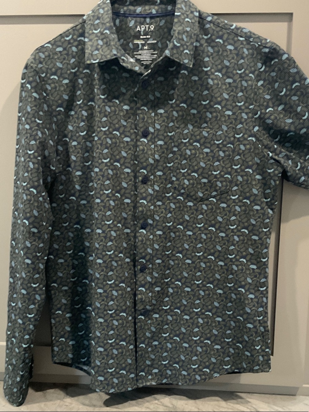 Apt. 9 Men's Navy/Green Button-Down Shirt with Light Blue Accent